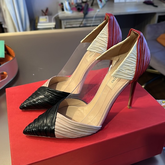 Valentino Heels - Picture 2 of 7